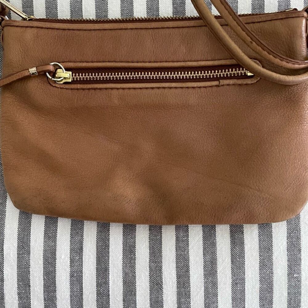 Elliott Lucca Tan Leather Crossbody Handbag - Picture 3 of 8